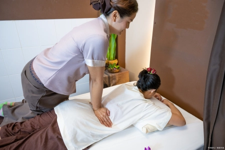 如何选择一款适合企业运营的上门按摩预约服务系统？丨上门服务的行业公司